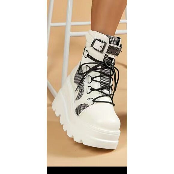 Elevated platform punk style, boots, stylish design combo zipper in the back net - Picture 16 of 16